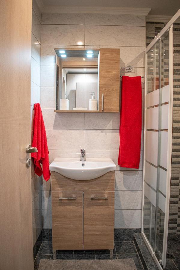 John'S Apartment'S Near Athens Airport!! Spata  Exterior photo